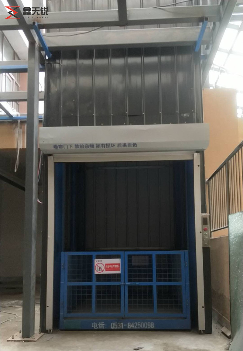 万宁双轨双缸液压货梯